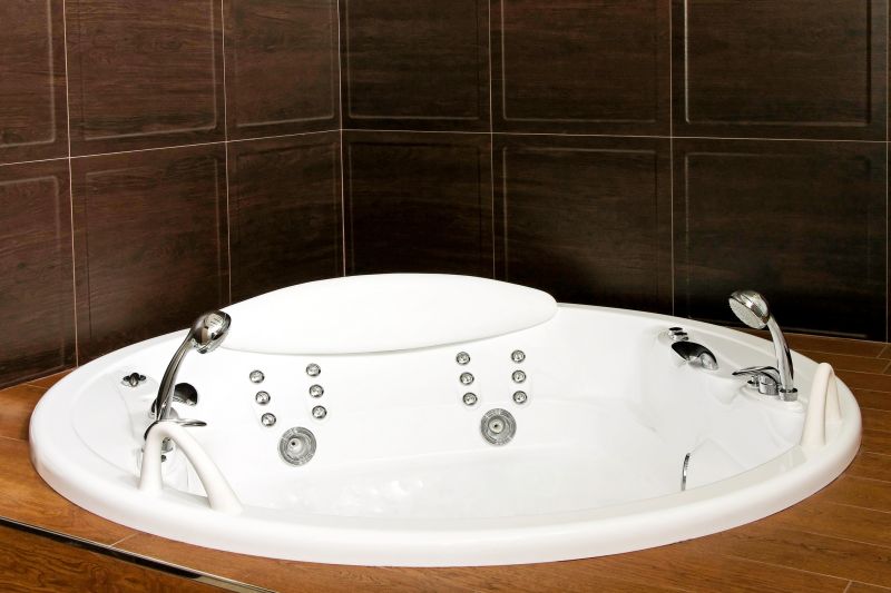 Spa-Style Jetted Tub